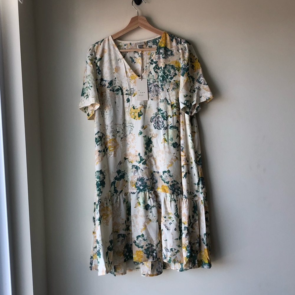 A New Day Slim Fit Floral Short Sleeve Green Dress